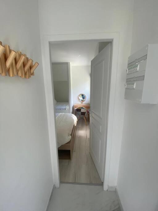 Tiny House Dalia Jardin & Foret 10 Min De La Gare Dammarie-lè-Lys エクステリア 写真
